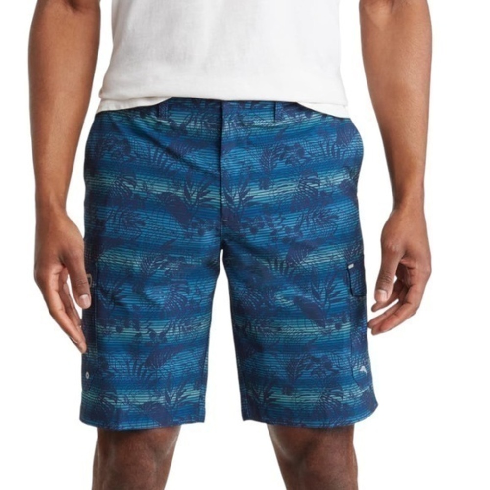 Tommy Bahama Cayman Sardina Seas Cargo Swim Trunks in Ocean Deep Size‎ 29 NWT
